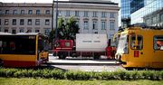 Tramwaj wjechał w autobus w Warszawie
