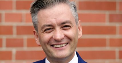 Biedroń nie odpoczywa. Mistrz PR znów walczy o popularność