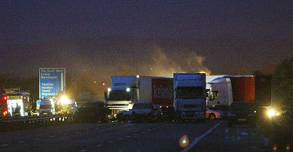 Gigantyczny karambol na autostradzie