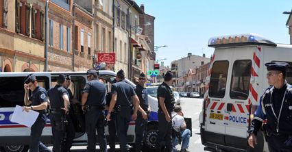 Domniemany terrorysta napadł na bank
