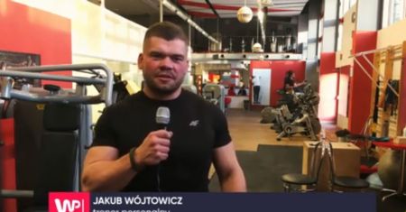 Proste ćwiczenia na brzuch, które pozwolą ci zadbać o sylwetkę na Sylwestra (WIDEO)