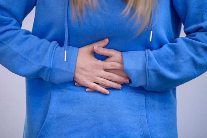 Ból brzucha pojawia się m.in. w wyniku niestrawności lub alergii