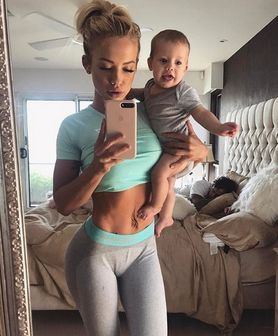Fit blogerka Tammy Hembrow pokazuje brzuch po porodzie na Instagramie. I się tego nie wstydzi!