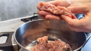 Tak odróżnisz mięso od wyrobu. Zwróć uwagę na jeden szczegół