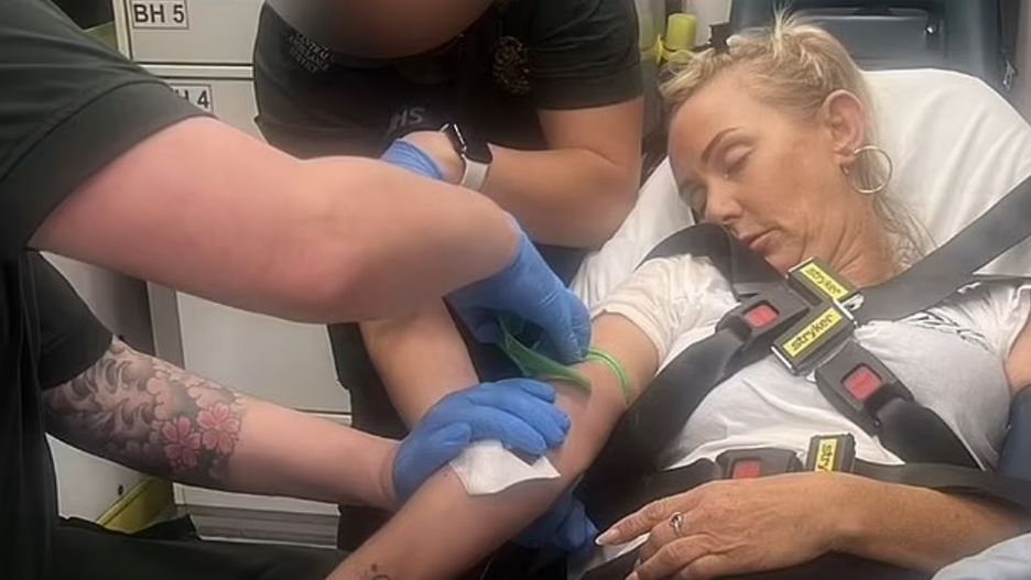 Zaczęło się od zawrotów głowy. Matka prawie umarła po zażyciu leków z internetu