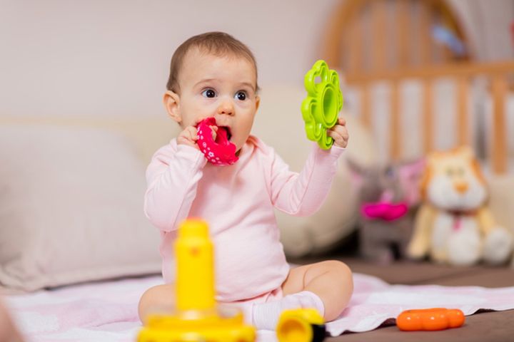 Kupując bezpieczne zabawki dla malucha będziemy mieli pewność, że dziecko nie dostanie uczulenia