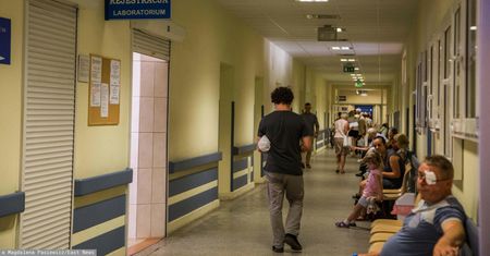 Tak rozróżnisz zakażenie groźnymi wirusami. Ekspert mówi, kiedy zgłosić się do specjalisty (WIDEO)