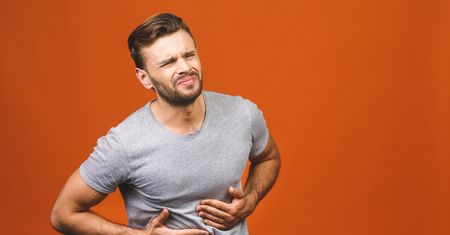 Ból żebra przy dotyku – najczęstsze przyczyny, diagnostyka i leczenie