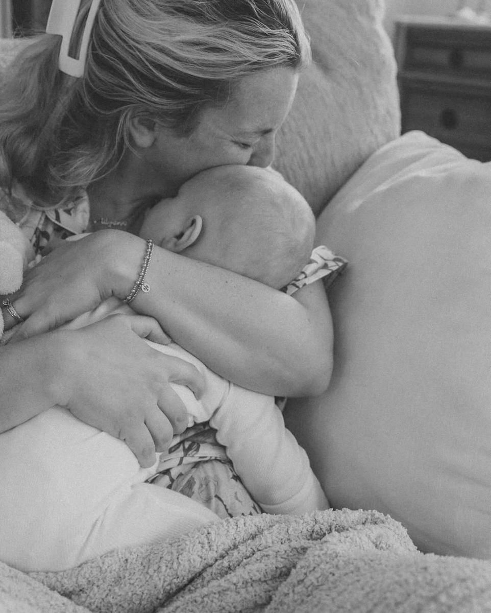 Influencerka pożegnała córkę