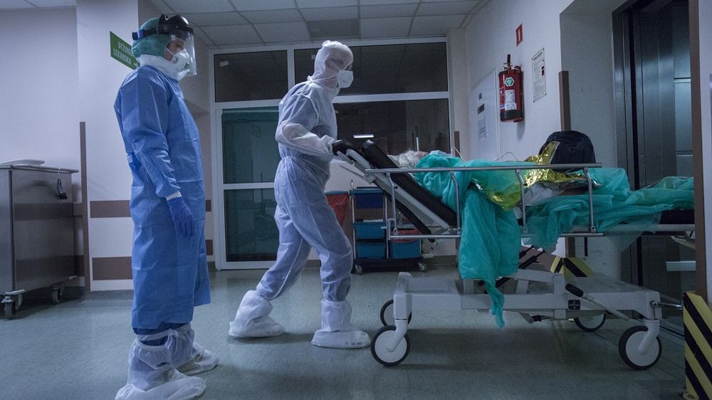 Naukowcy ostrzegają przed zaburzeniami neurologicznymi spowodowanymi przez zakażenie koronawirusem