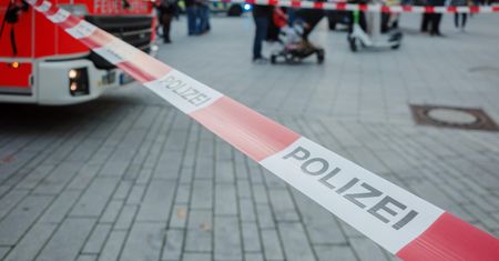 Myślał, że to lalka. W Berlinie na chodniku znaleziono zwłoki niemowlęcia