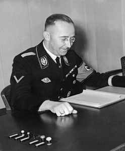 Ojciec zabierał ją tam, gdzie mordowano ludzi