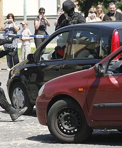 Policja nie będzie oddawała strzału ostrzegawczego