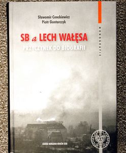 Książka o Lechu Wałęsie dostępna w internecie