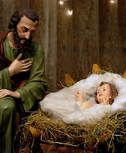 "By choinka w twej chacie nie śmierdziała jak gacie"