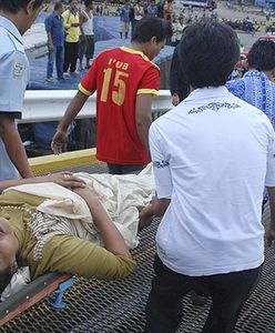 Co najmniej 7 ofiar pożaru promu w Indonezji