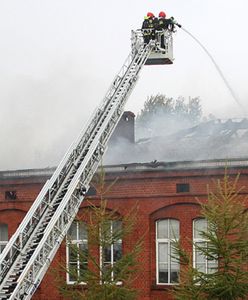 Pożar gimnazjum w Sianowie - ewakuowano 325 osób