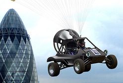 Latający samochód wyruszył z Londynu do Timbuktu