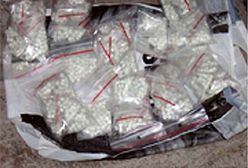 Duże ilości narkotyków ukryte w komórce z narzędziami