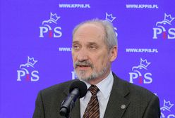 Macierewicz sprawcą kolizji w Warszawie?