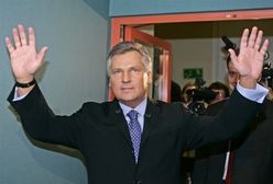 Lech Kaczyński ochronił Kwaśniewskiego przed trybunałem