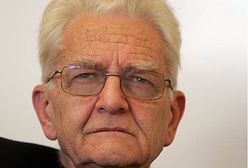 "Spór o krzyż to kompromitacja katolików"