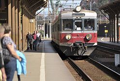 Grabarczyk straszy kolejarzy: strajk tylko pogarsza sprawę