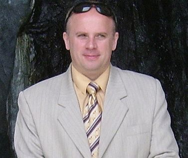 "Nazywam się Jarosław Kaczyński i startuję w wyborach"