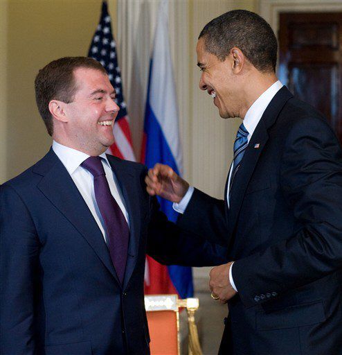 Obama i Miedwiediew rozmawiali o Iranie i rozbrojeniu