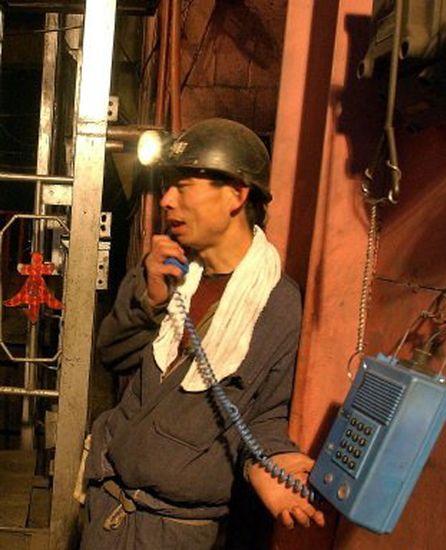 Chiny: Wybuch gazu w kopalni uwięził 29 górników