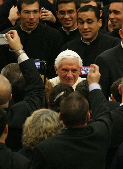 Benedykt XVI: Jan Paweł II naznaczył historię świata