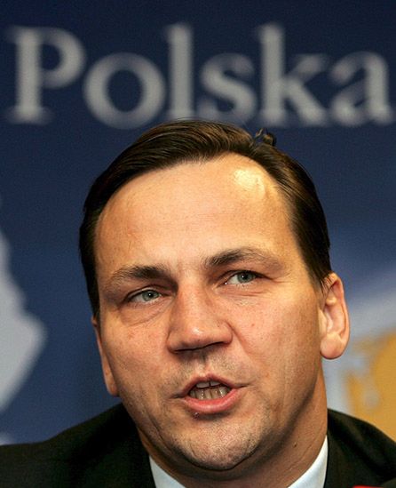 Sikorski: skłonny jestem przyznać nagrodę za kupno mebli