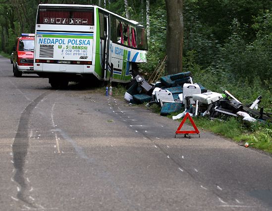 37 osób w szpitalach po wypadku autokaru turystycznego