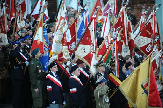 64 lata temu wybuchło Powstanie Warszawskie...