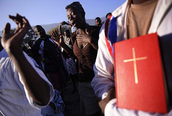 Episkopat apeluje o zbiórkę na rzecz ofiar na Haiti