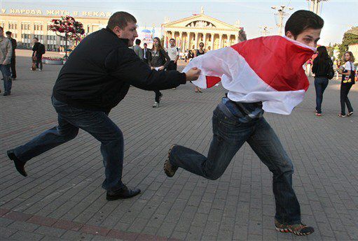 Protestowali przeciw rosyjskim manewrom, słono zapłacą