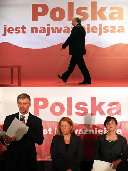 To zdziwiło Polaków w 2010 roku - PO jest zagrożona