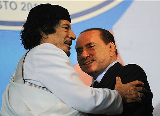Kadafi i Berlusconi świętowali rocznicę przyjaźni