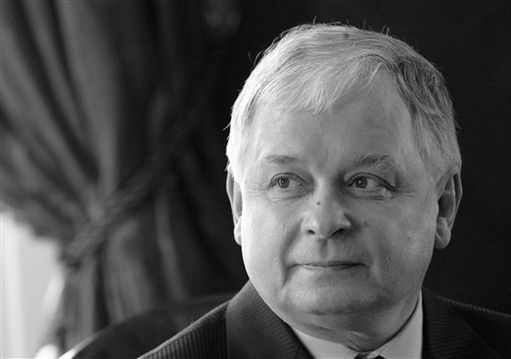 Polacy nie chcą pomnika Lecha Kaczyńskiego