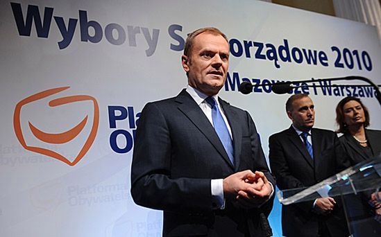 Premier prowadzi kampanię Platformy, a płaci... podatnik?