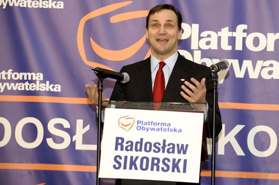 Radosław Sikorski - mąż opatrznościowy czy hipokryta?