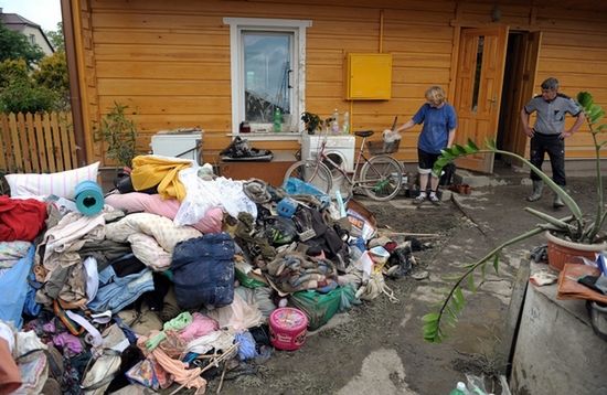 100 mln zł na naprawę szkół po powodzi