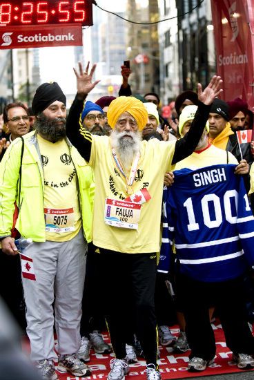 Ma 100 lat i biega w maratonach