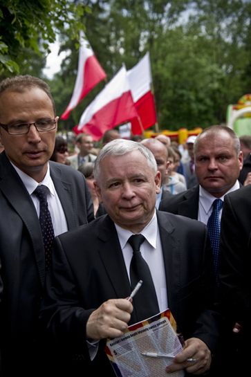 Kaczyński do Tuska: nie potrzebujemy trampkarzy