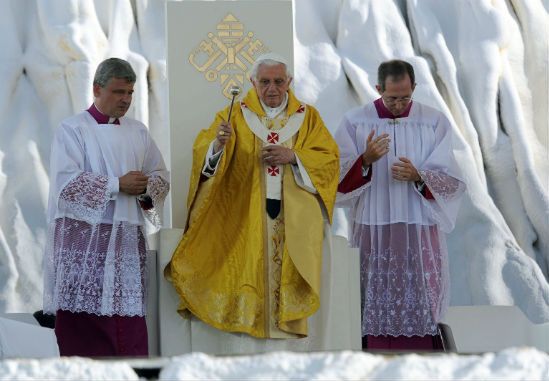 Papież do młodzieży: kochajcie Kościół