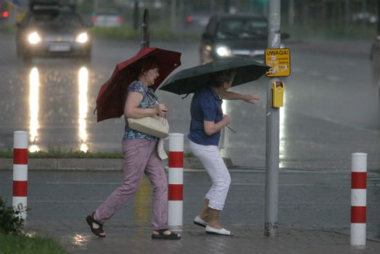 Zimno, wietrznie i burzowo - sprawdź prognozę