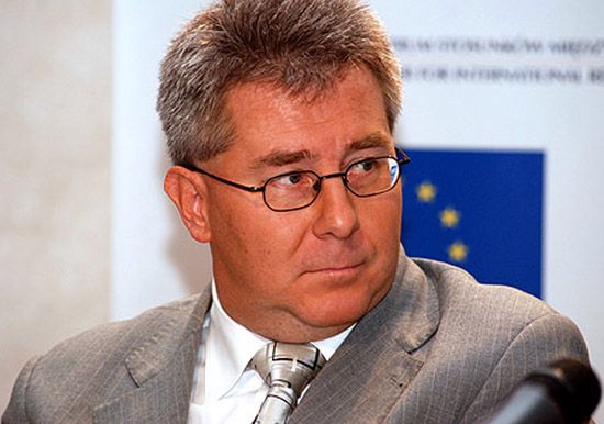 Czarnecki chce zbliżyć PiS do eurosceptyków?