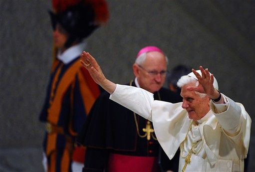 Misja papieża pod znakiem utrudnień dla wiernych