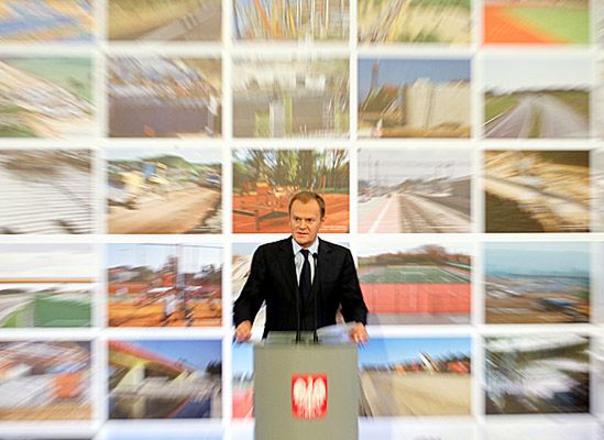 "Tusk i rząd to aktorzy - mistrzowie nicnierobienia"