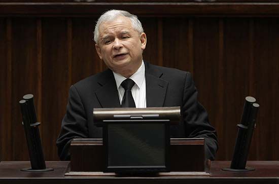 Kaczyński: w normalnym kraju rząd Tuska dawno by upadł